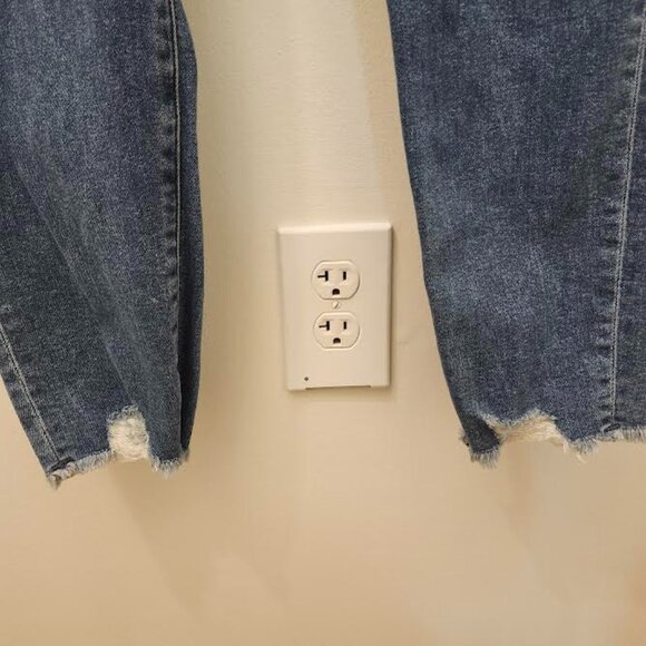 Loft Curvy Chewed Hem High Rise Skinny Jeans in Size 14 Petite - Picture 2 of 5